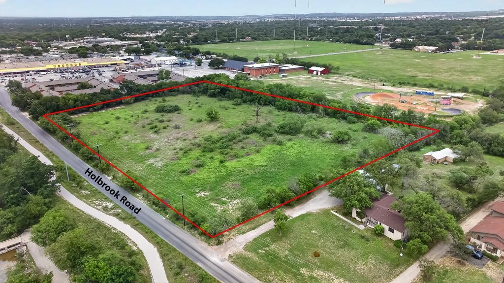 1328 Holbrook. Road, San Antonio