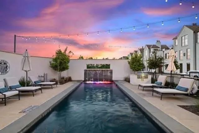 5270 Town And Country Boulevard 113, Frisco