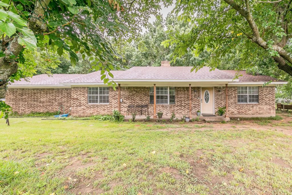904 Sherman Street, Tioga