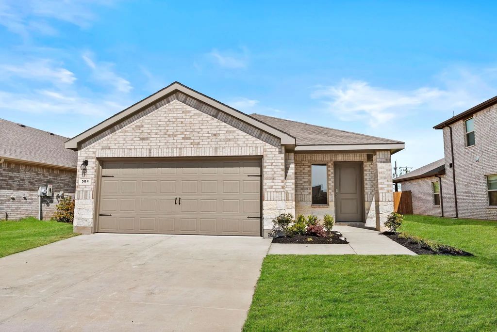 504 Marsh Street, Cleburne