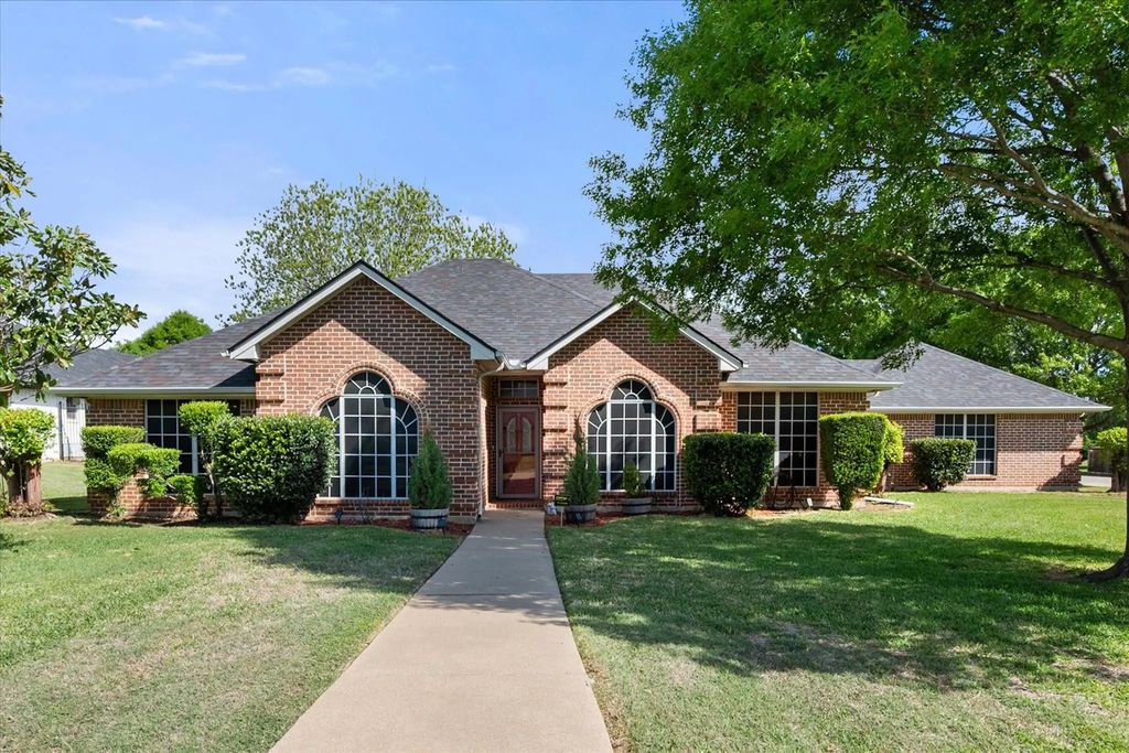 2800 Coventry Road, Crowley