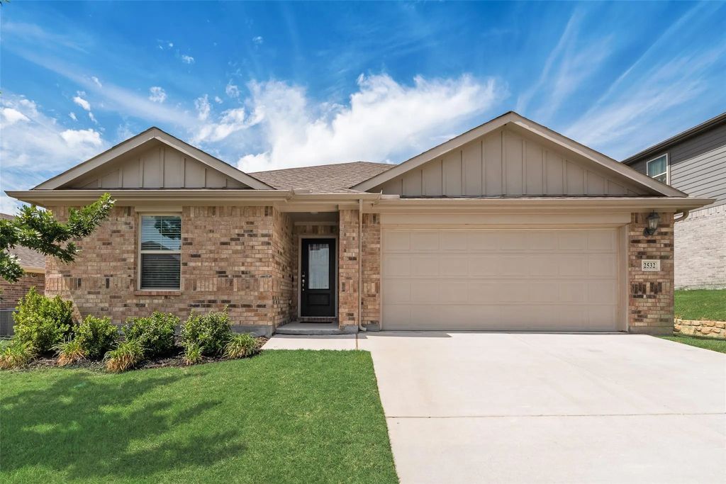 2532 Ponca Drive, Fort Worth