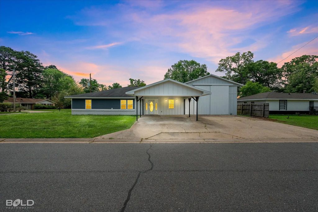 1001 Dale Drive, Benton
