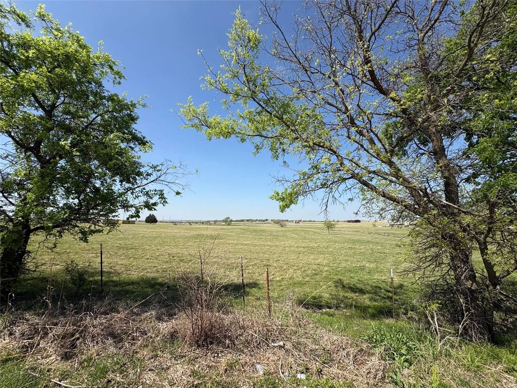 717 Smith Road, Ponder