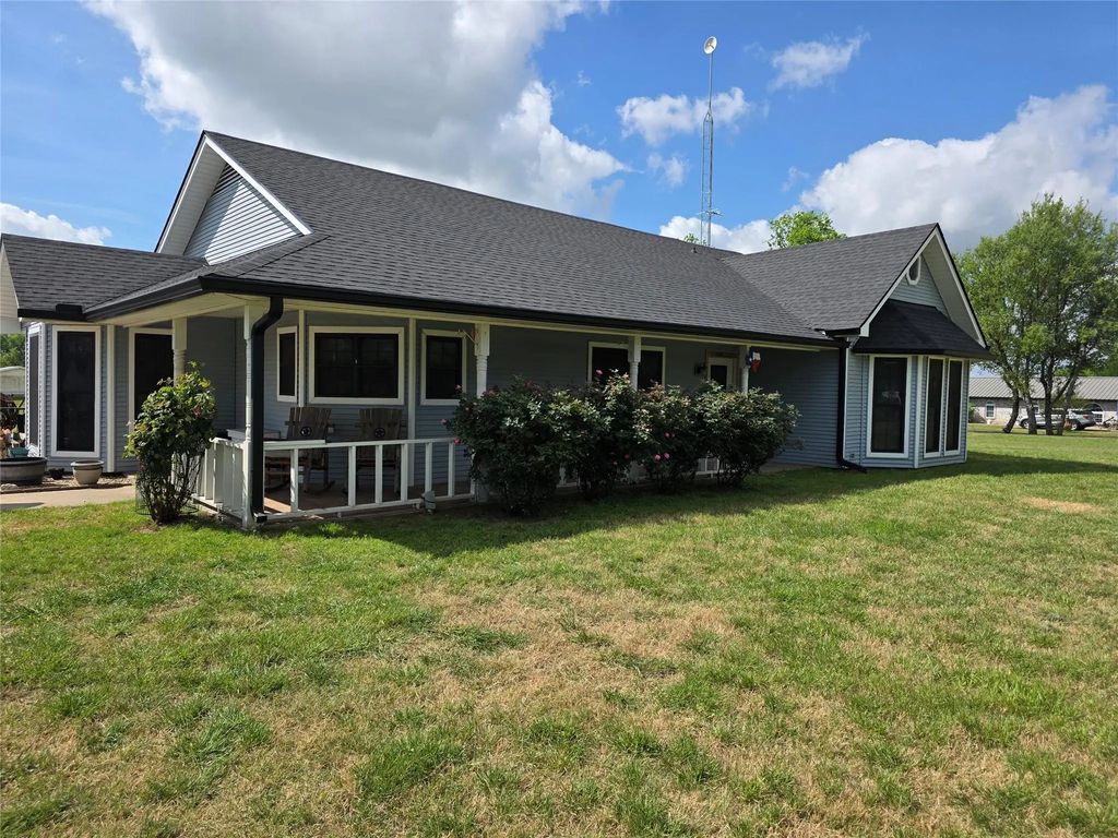 114 Lcr 465, Mexia