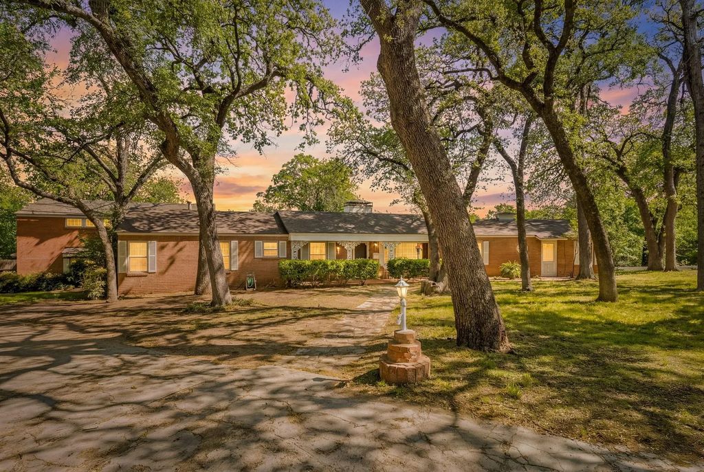 1504 Smilax Avenue, Fort Worth