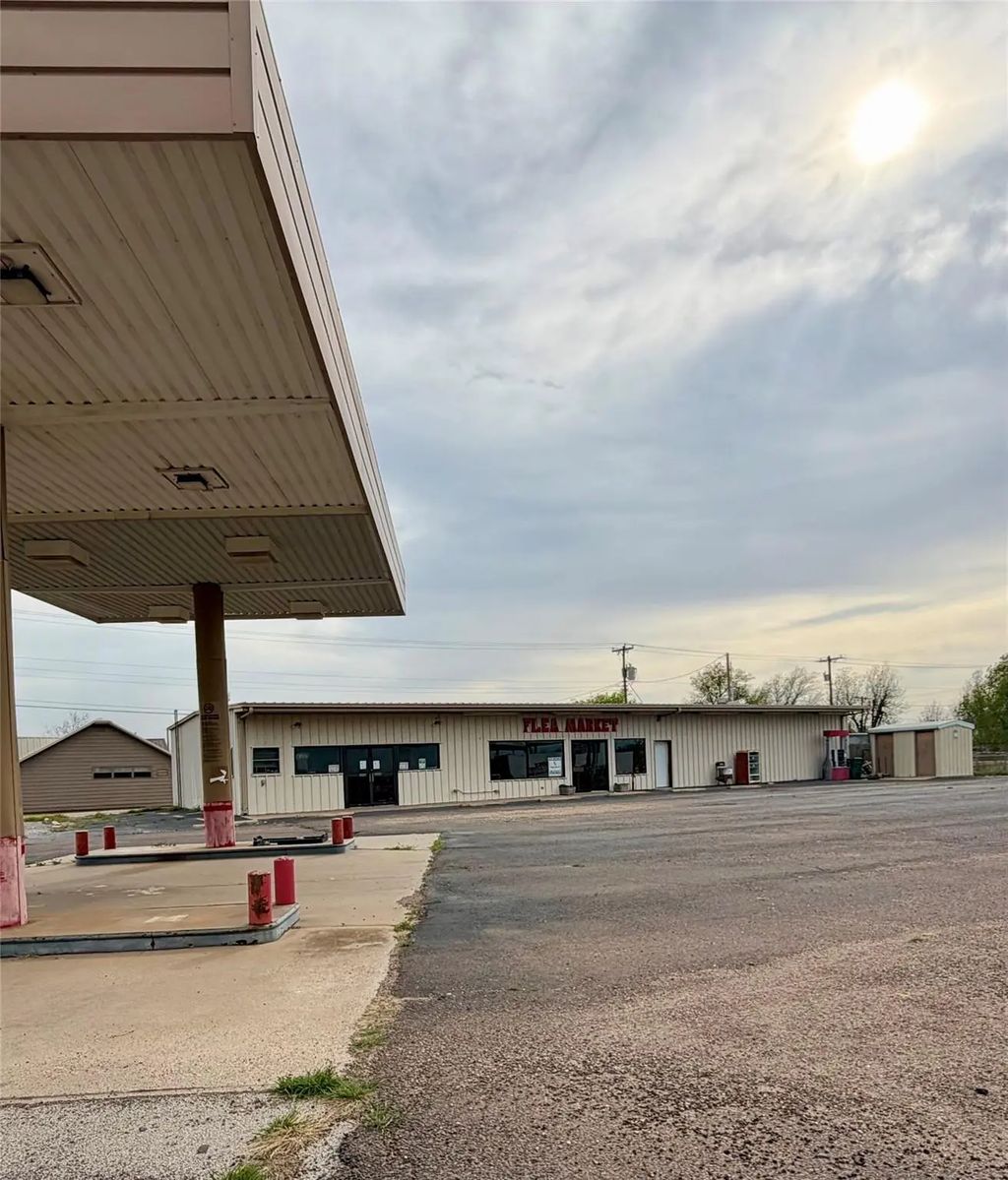 501 11th Street, Quanah