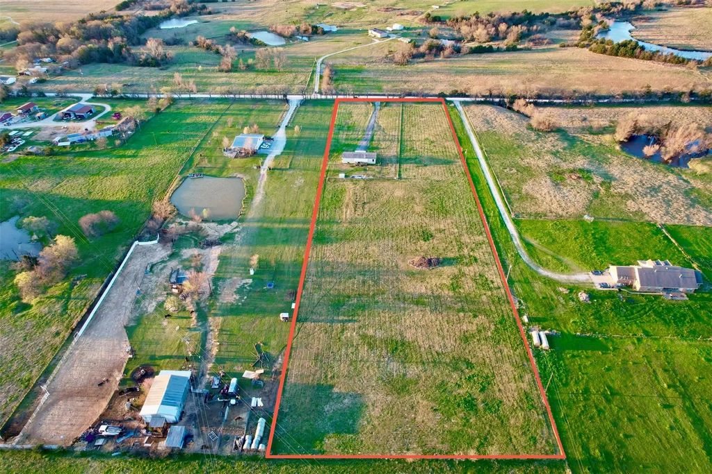 771 County Road 121, Gainesville