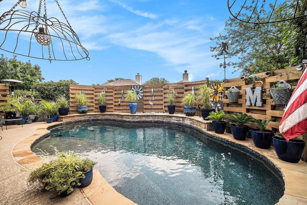 6213 Bowin Drive, Fort Worth