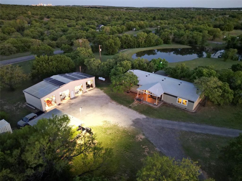 10650 Fm 1156, Jacksboro