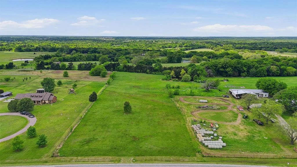 155 Basin Springs Road, Sadler