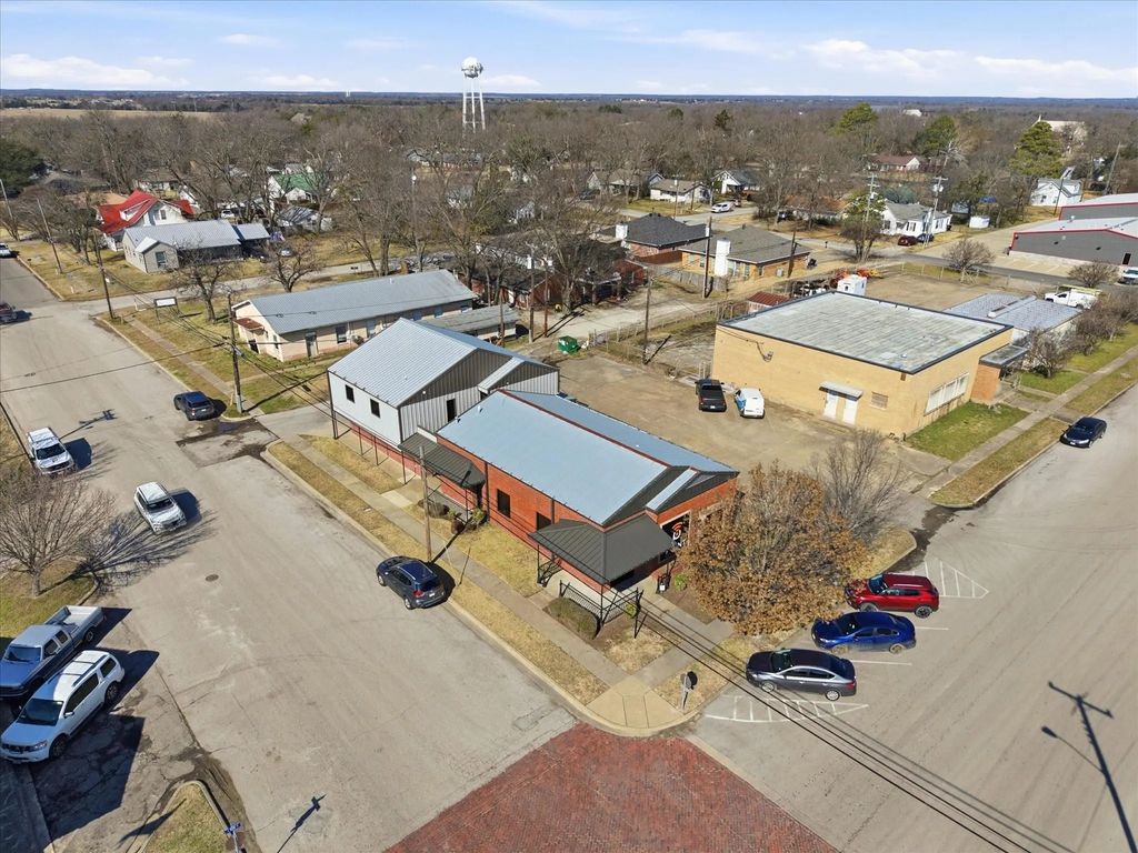 203 N 5th Street, Wills Point