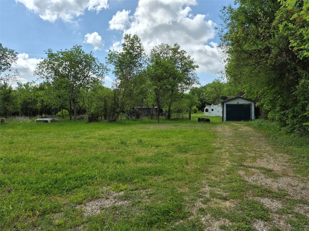 1202 Park Street, Marlin