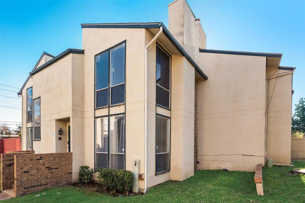 7135 Fair Oaks Avenue 21, Dallas
