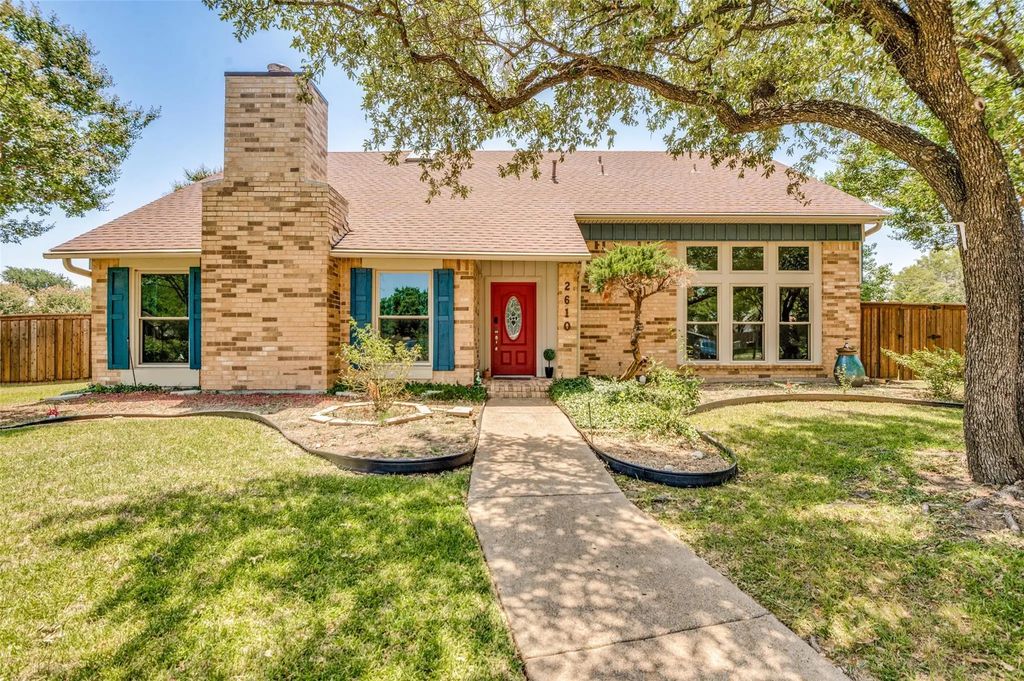 2610 Fallcreek Circle, Carrollton