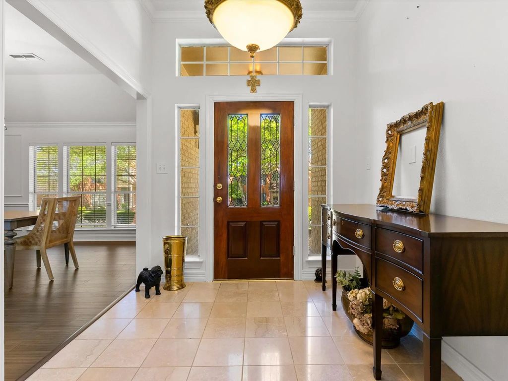 8009 Misty Trail, Fort Worth