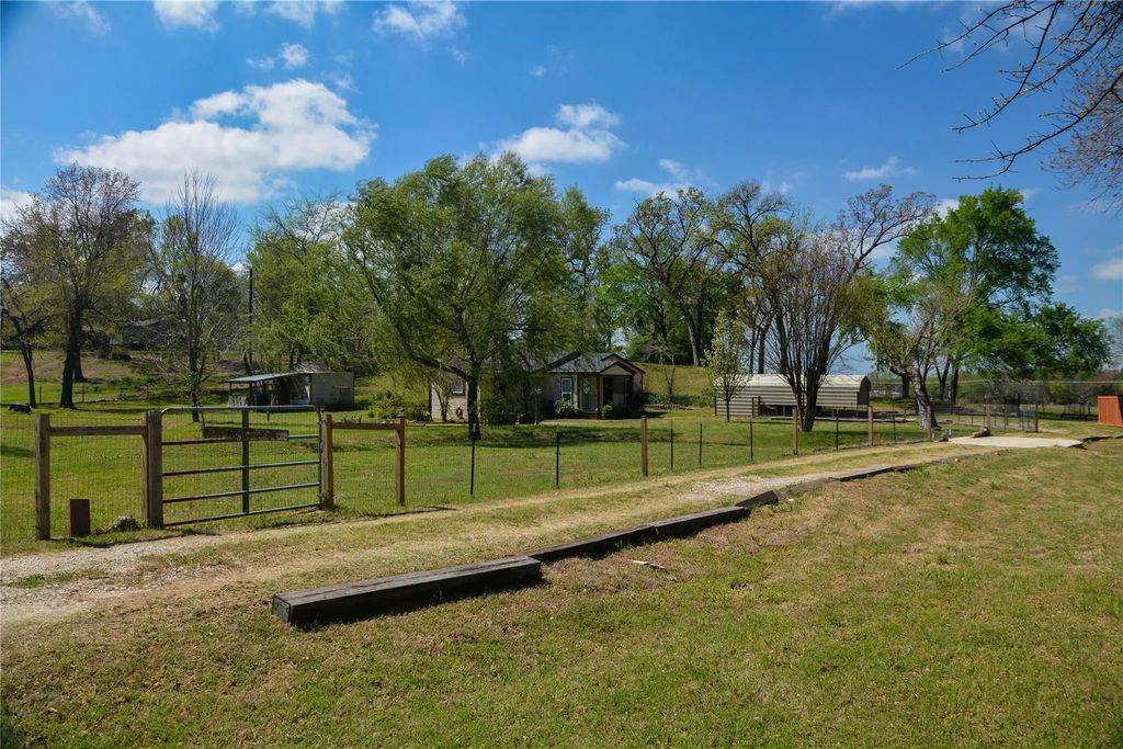 545 Vz County Road 2923, Mabank