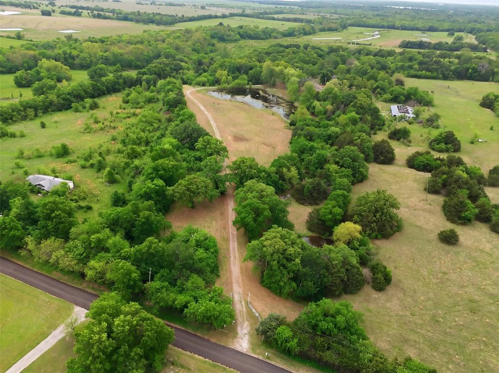 639 County Road 1001, Greenville