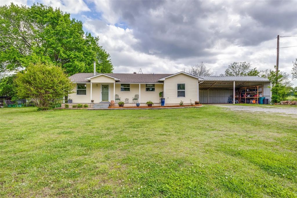 4440 Dripping Springs Road, Sherman