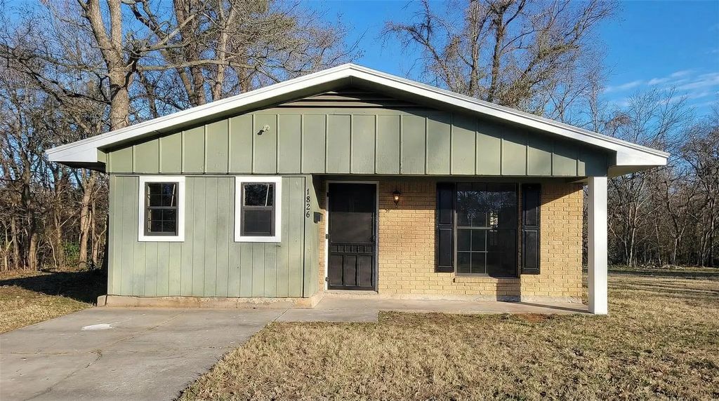 1826 Lyons Street, Shreveport
