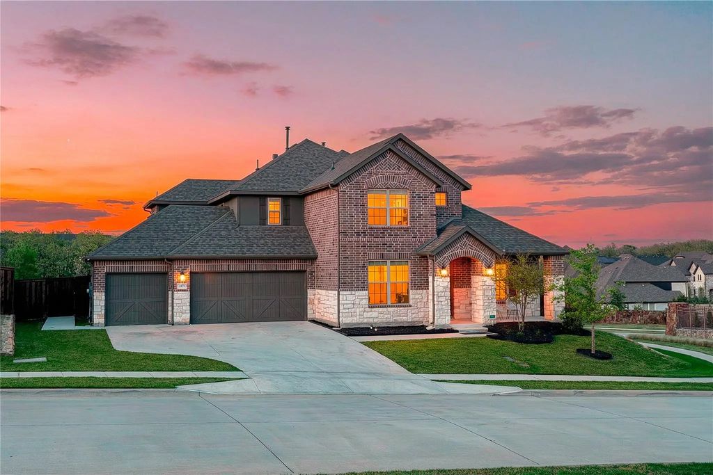 10713 Smoky Oak Trail, Argyle