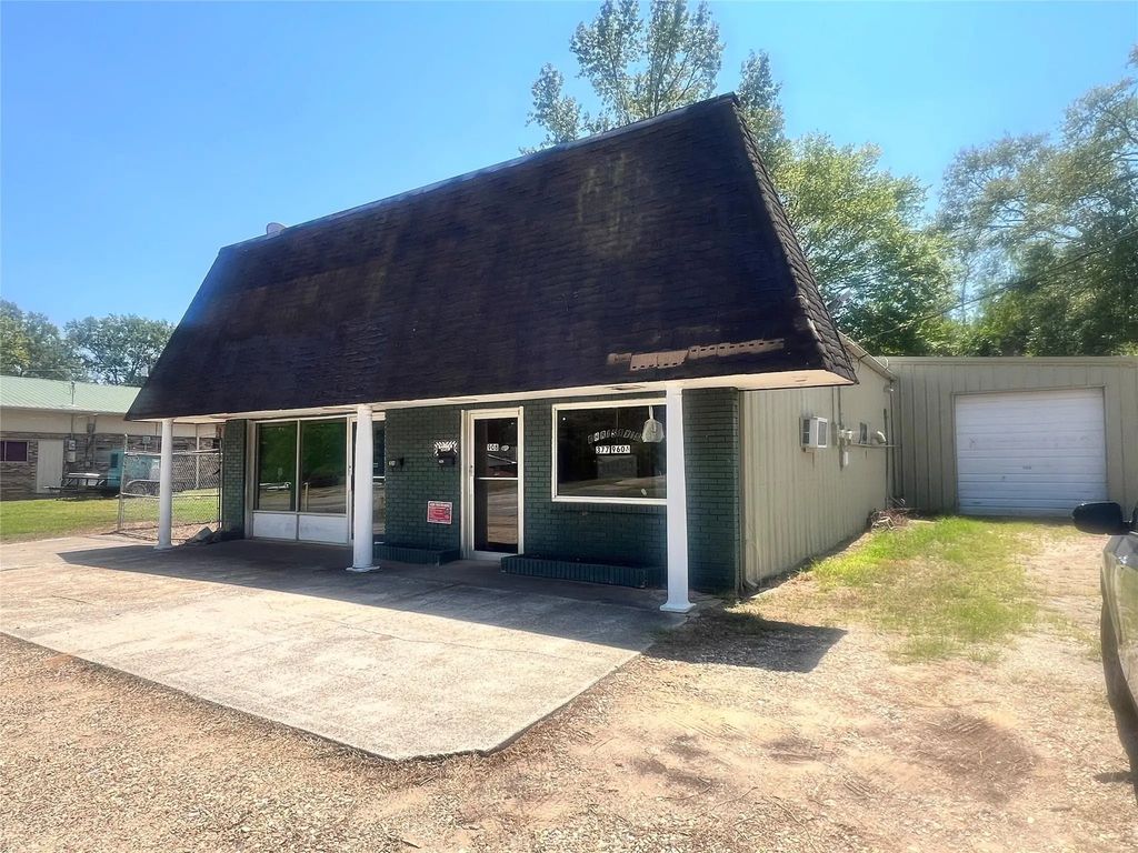 906 Shreveport Road, Minden