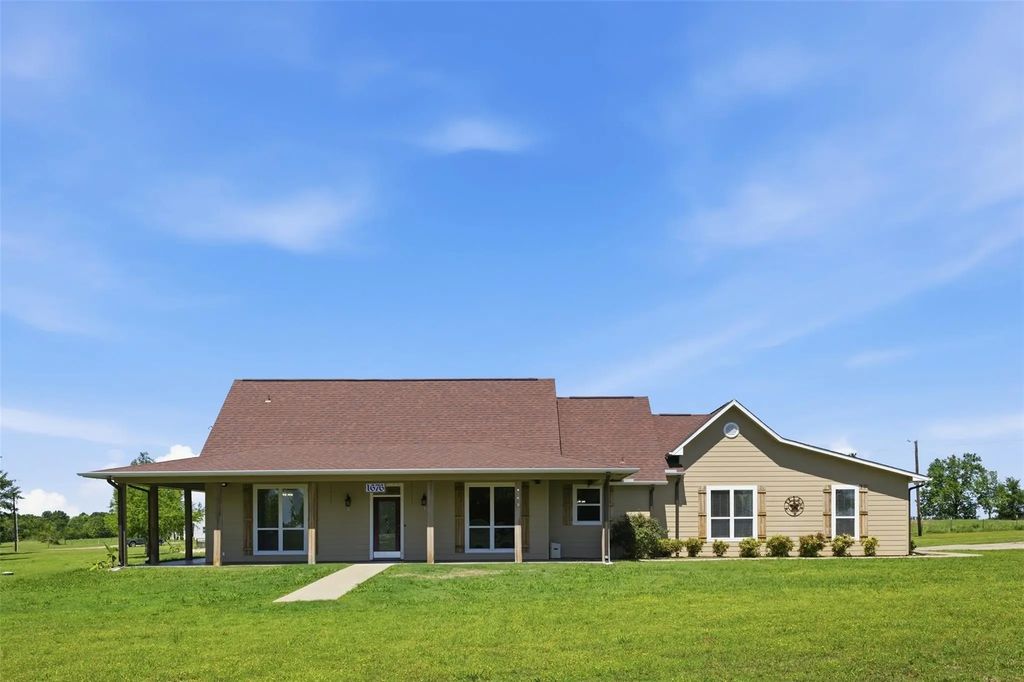 1676 Nw County Road 1030, Mount Vernon