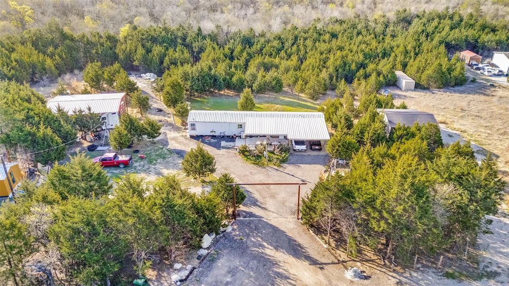1425 Hunsucker Road, Palmer