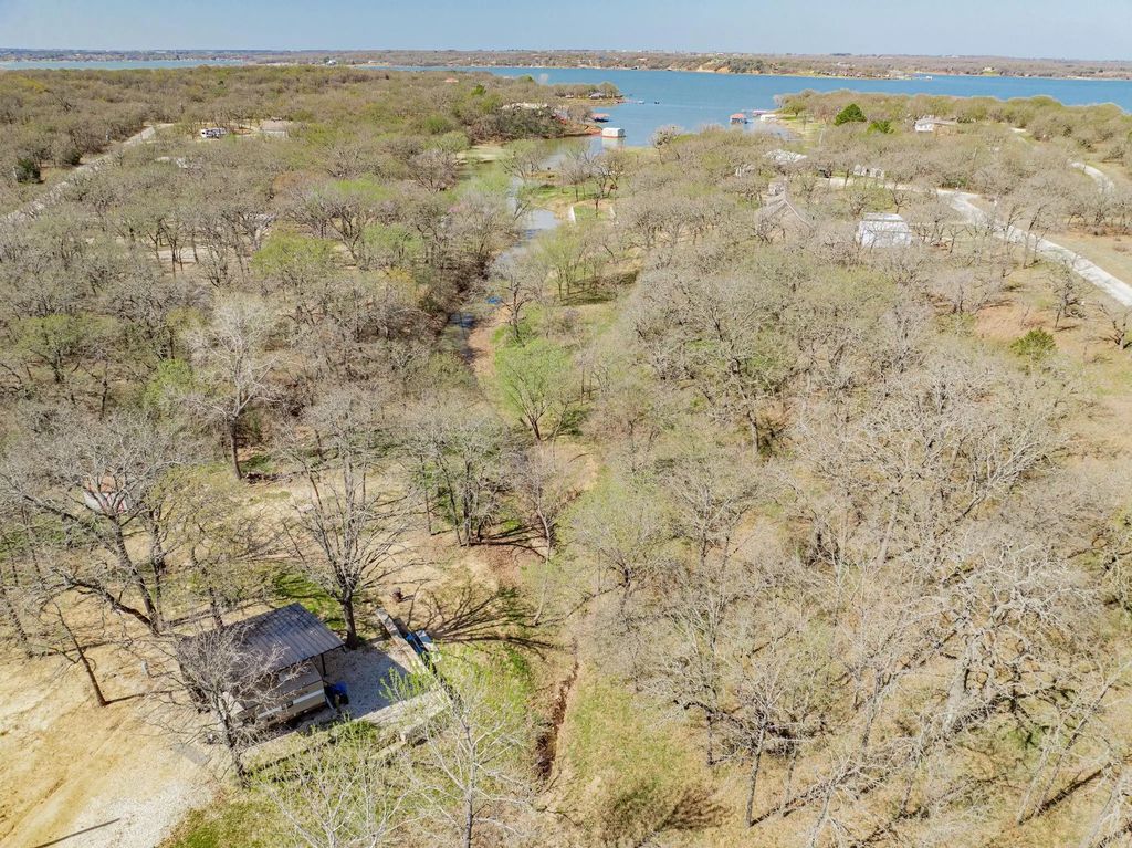 1969 Casino Road, Nocona