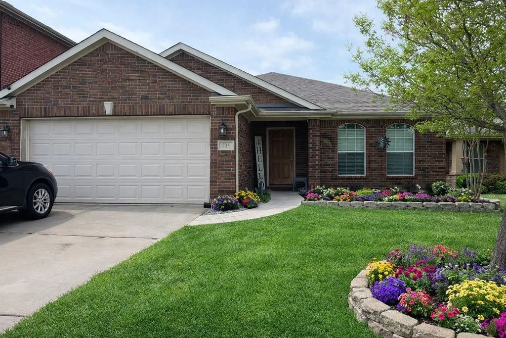 735 Cedar Cove, Princeton