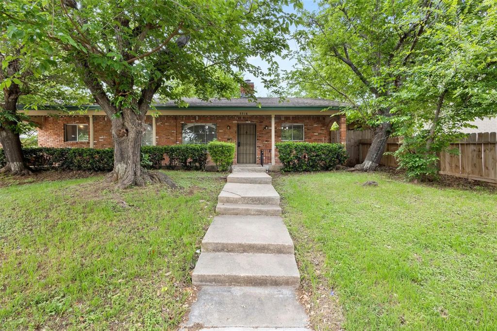 5516 Beaty Street, Fort Worth