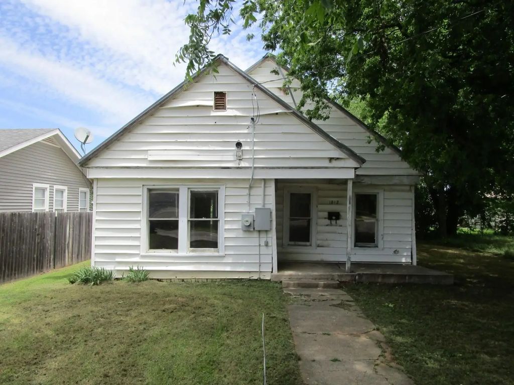 1812 8th Street, Brownwood