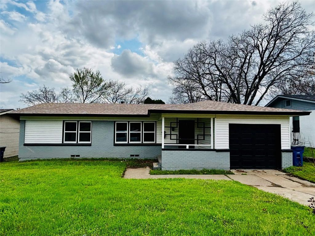 4247 Summitt Ridge, Dallas