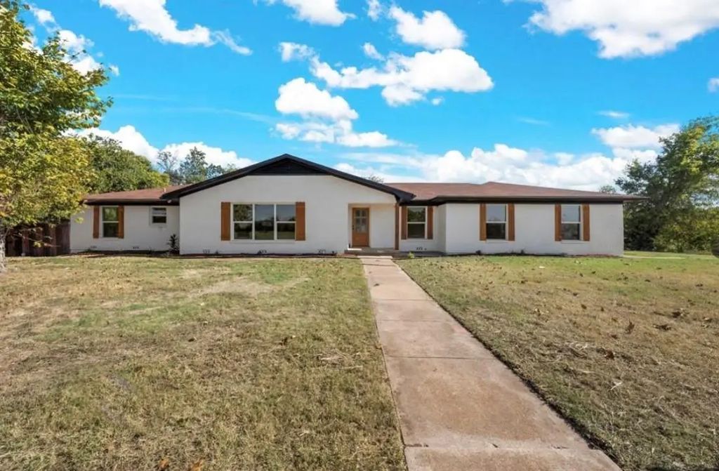 316 Benson Road, Robinson