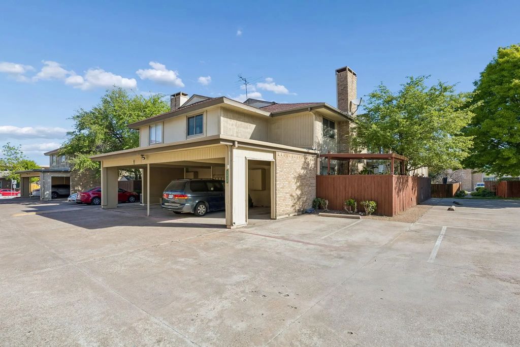 2614 Custer Parkway A, Richardson