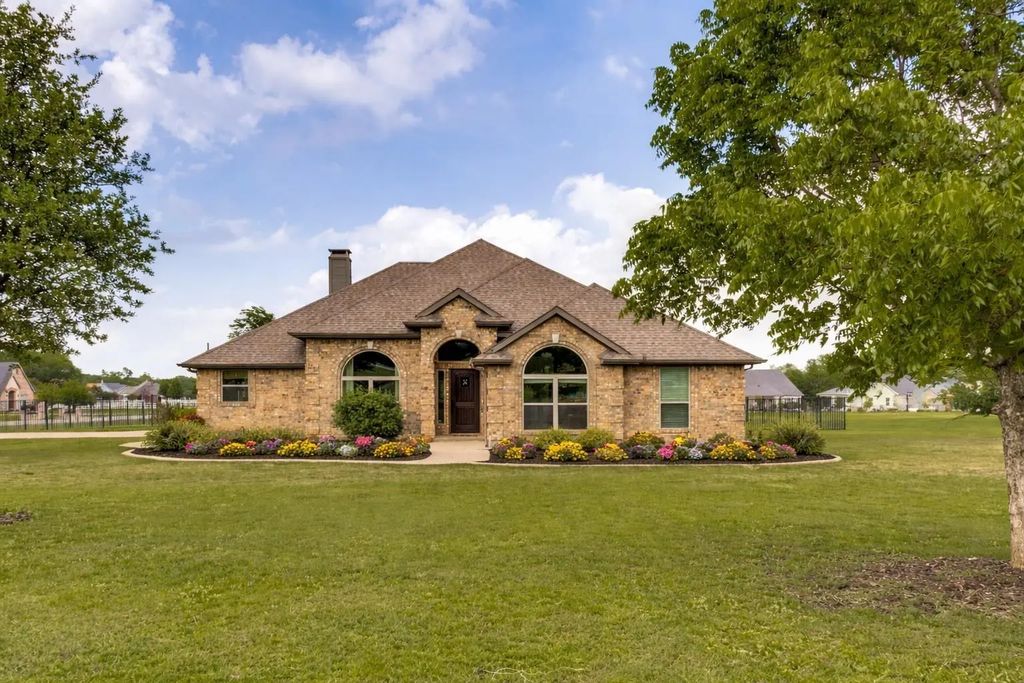 897 Cypress Point Drive, Gunter