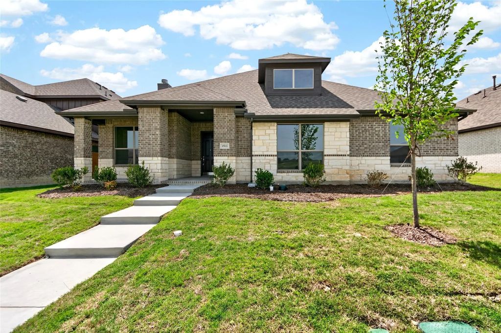 1513 Pegasus Drive, Lancaster