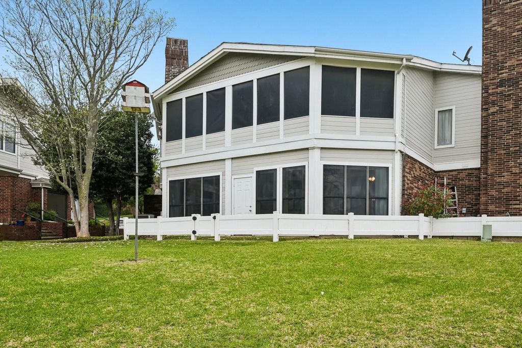 9955 Waterfront Trail, Rowlett