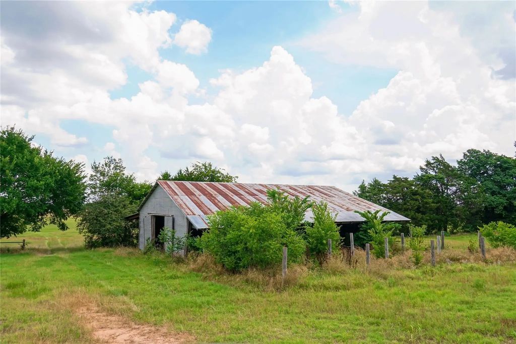7527 Hwy 1753, Denison