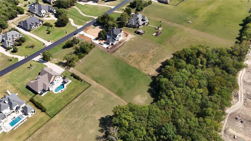 29 B Lake Breeze Drive, McKinney