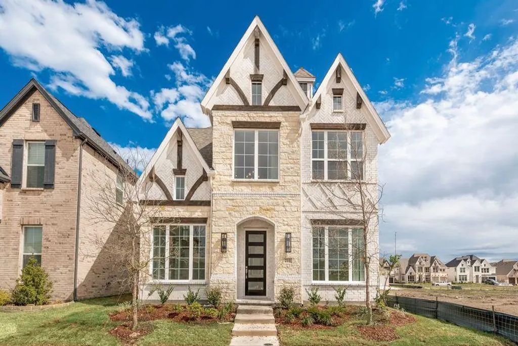 211 Golden Run Drive, Fate