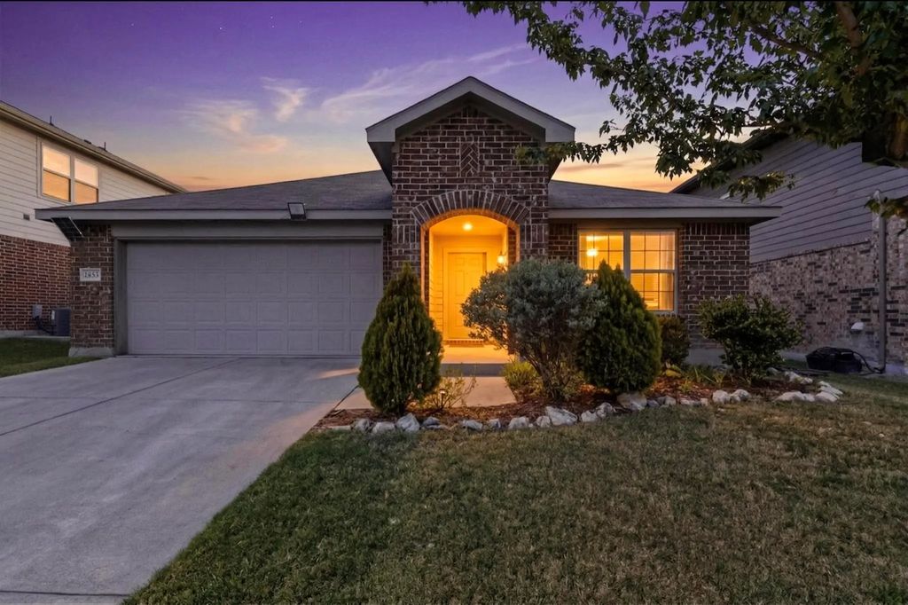 6312 Skysail Road, Fort Worth