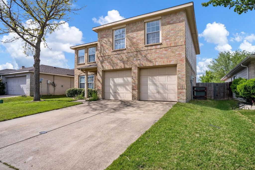 1626 White Oak Drive, Anna