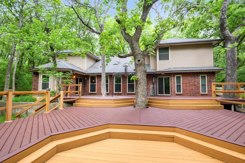 4359 Weston Creek Court, Weston