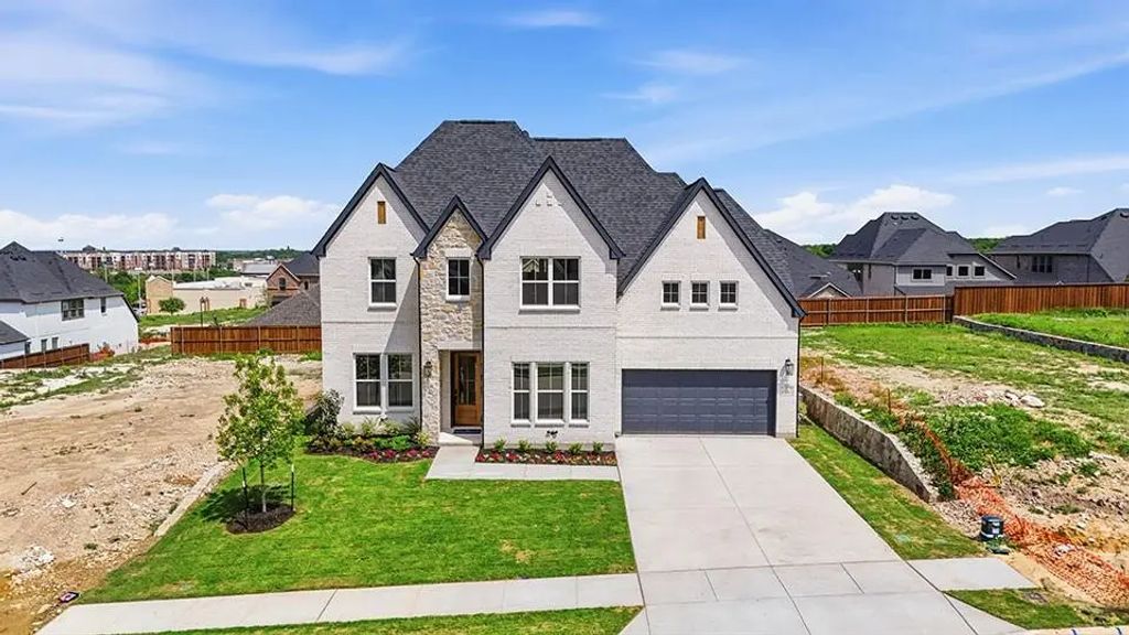 616 Wexford Drive, Celina