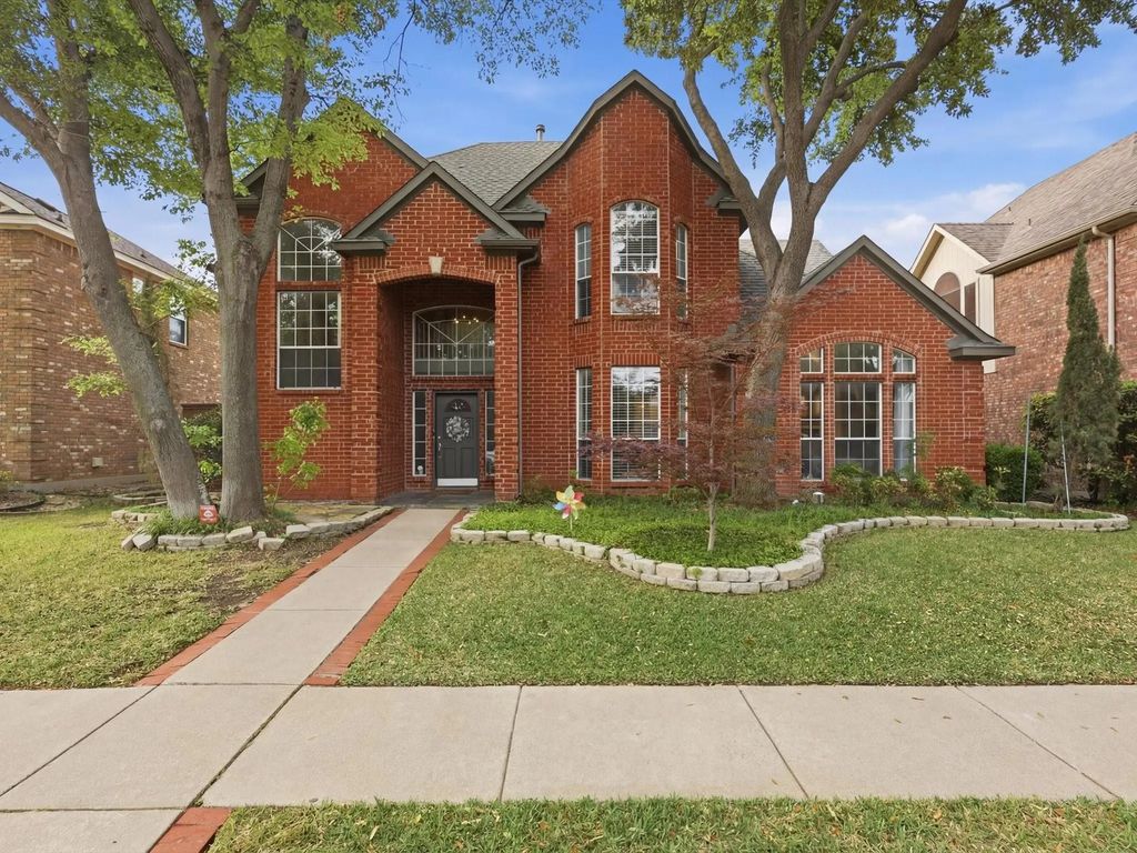 851 Chalfont Place, Coppell