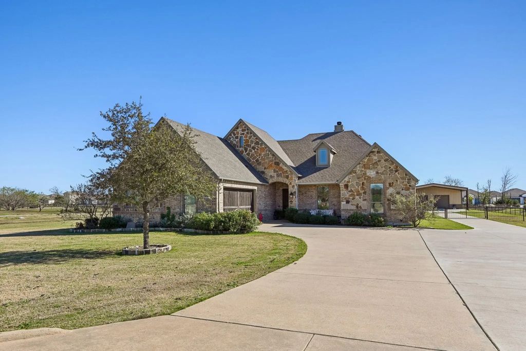 5025 White Pine Drive, Royse City