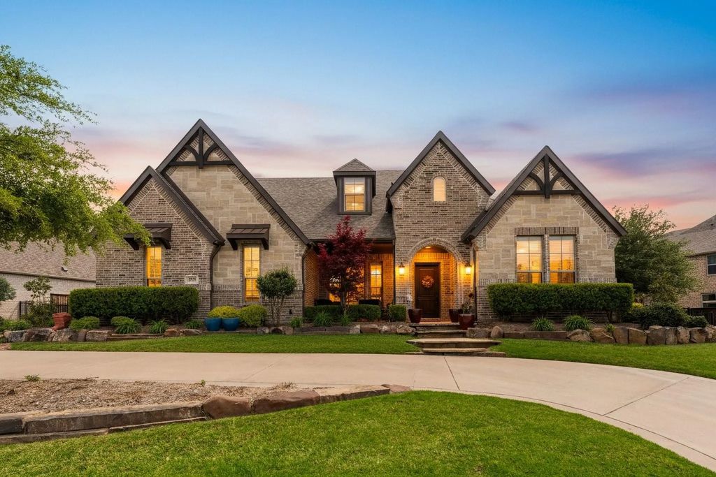 1000 Cliff Creek Drive, Prosper