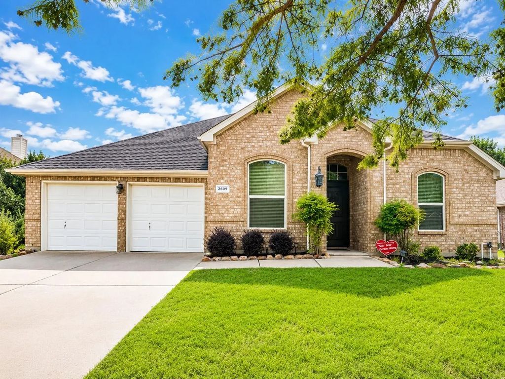 2609 Valencia Lane, Denton