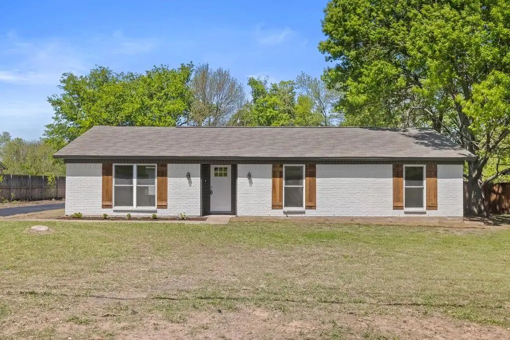 95 Tate Circle, Sherman